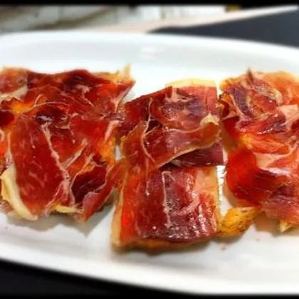 Tostada de jamón, atún o sobrasada